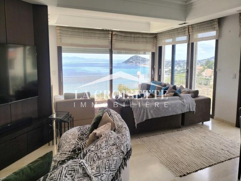 Appartement S+3 meublé vue sur mer à Gammarth MAL2300