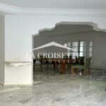 Photo-3 : Villa S+4 avec piscine à La Marsa MVL0121
