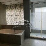 Photo-9 : Villa S+4 avec piscine à La Marsa ZVL1254