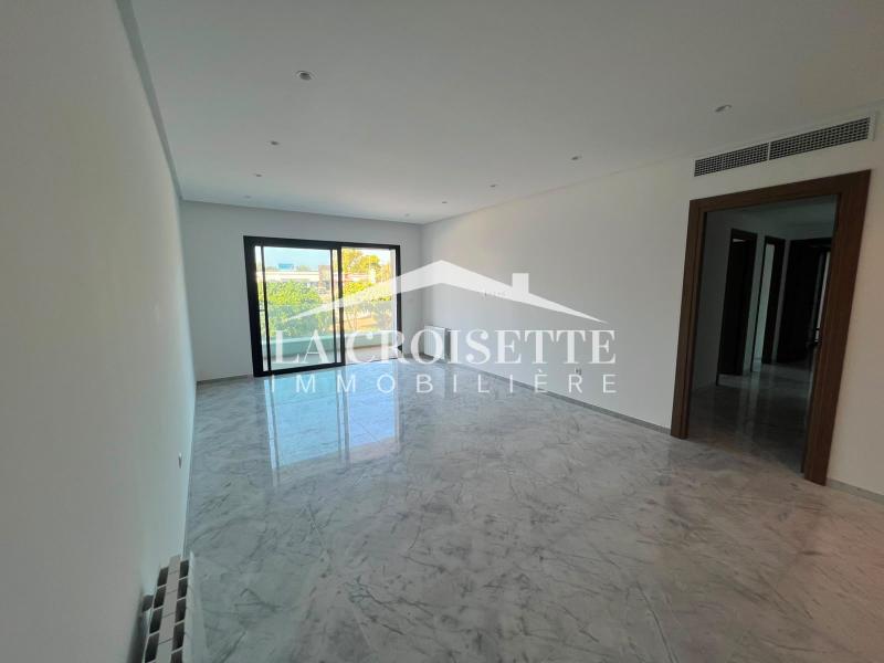 Appartement S+3 à La Marsa MAL2323