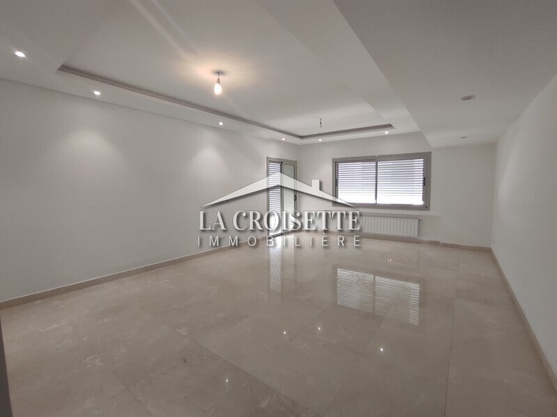 Appartement S+3 vue sur mer à La Marsa ZAL1195