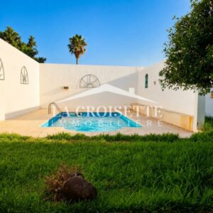 Villa S+6 avec piscine à La Marsa MVL0390
