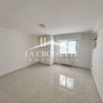 Photo-4 : Appartement S+2 avec piscine à Gammarth MAL2329