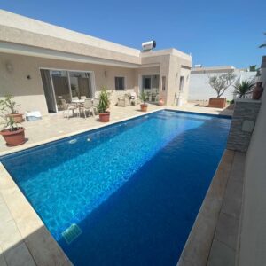 VILLA AVEC PISCINE à DJERBA