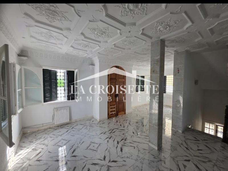 Villa S+4 avec jardin à La Marsa MVL0124