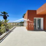 Photo-1 : Appartement S+2 avec terrasse à Gammarth MAL2338