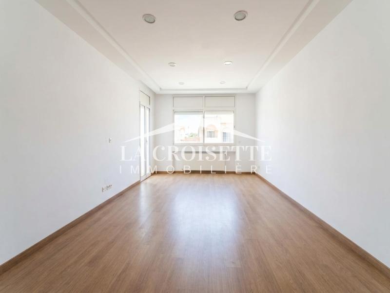 Appartement S+3 au Lac 2 MAL2342
