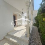 Villa S+4 à La Soukra MVL1005