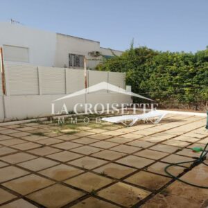 Appartement S+3 avec jardin à La Marsa MAL2335