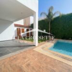 Photo-2 : Villa S+5 avec piscine à La Soukra MVL1395