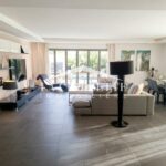 Photo-3 : Rez-de-chaussée de villa S+3 meublé avec piscine au Lac 2 MRCL0359