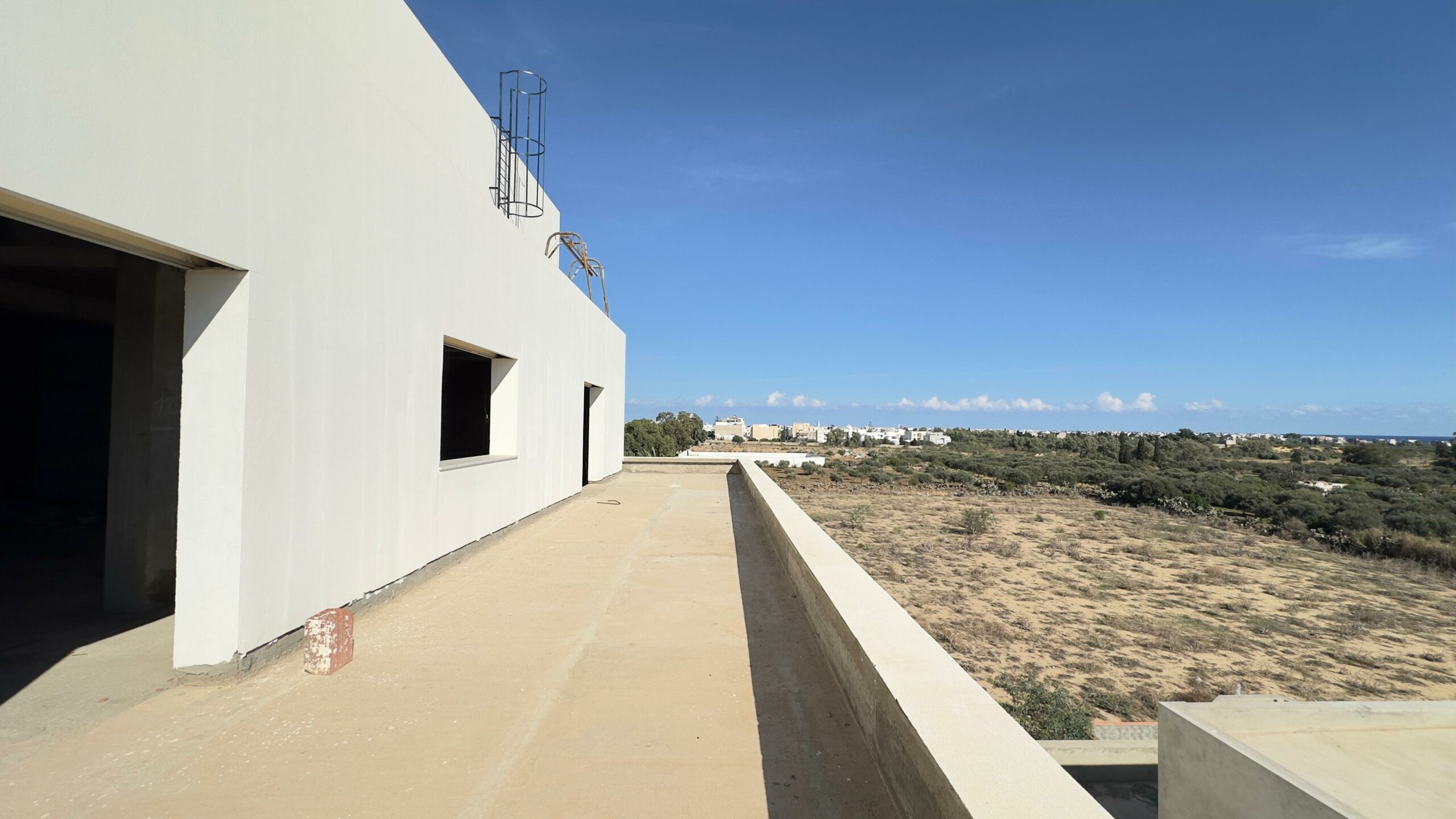 Open Space de 343m² à Nabeul