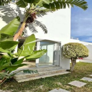 Villa meublée S+5 avec jardin à La Marsa MVL0145