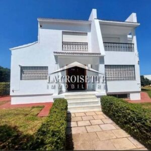 Villa S+5 avec jardin à La Marsa MVL0217