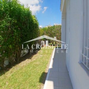 Villa S+5 avec jardin au Lac1 MVL0139