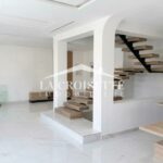 Photo-2 : Triplex S+4 avec jardin à La Marsa MTRL0058