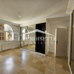 Photo-7 : Villa S+4 avec piscine à La Soukra MVL0765