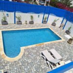 Photo-7 : Maison bien entretenue avec piscine