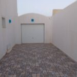 Photo-10 : Maison bien entretenue avec piscine