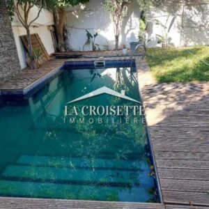Villa S+3 avec piscine à La Soukra MVL0021