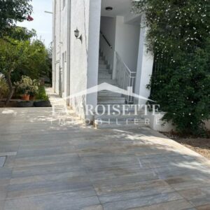 Étage de villa S+3 à La Marsa MEL0611