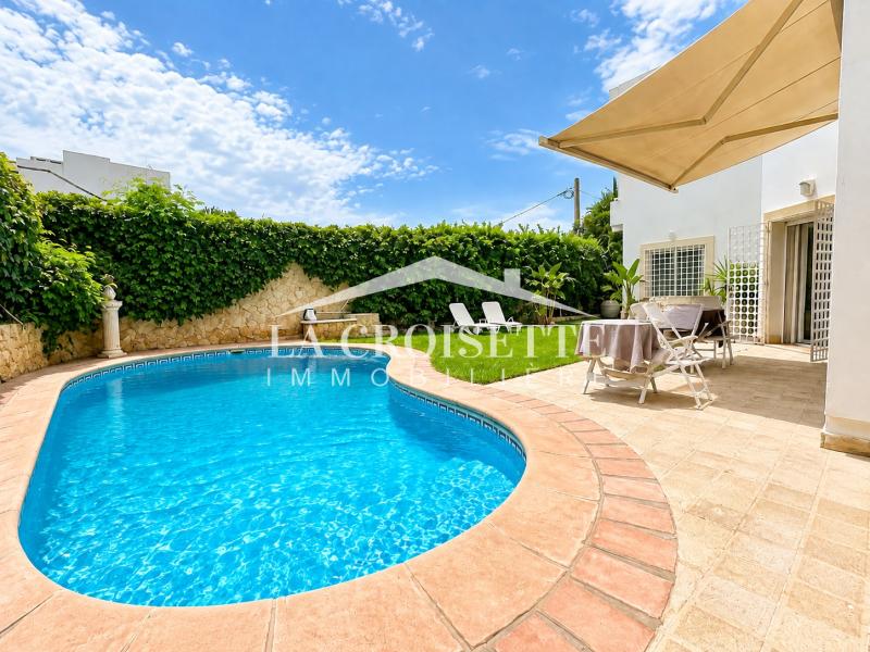 Villa meublée S+5 avec piscine à La Marsa MVL0421