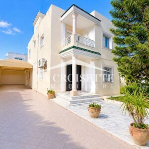 Villa S+3 à La Marsa MVL0837