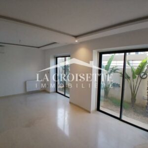Duplex S+3 à Bhar Lazrek, La Marsa ZDL0651