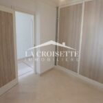 Photo-14 : Triplex S+4 avec piscine à La Soukra MTRL0112