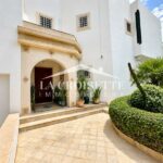 Photo-3 : Villa meublée S+5 avec piscine à La Marsa MVL0421