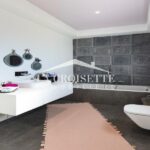 Photo-5 : Villa S+4 avec piscine vide ou meublée à La Soukra MVL0166