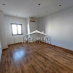 Photo-8 : Villa S+3 avec piscine à La Soukra MVL0021