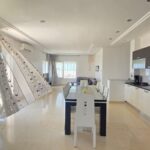 Photo-6 : Villa de Style Américain avec Appartement Indépendant et Vue Mer